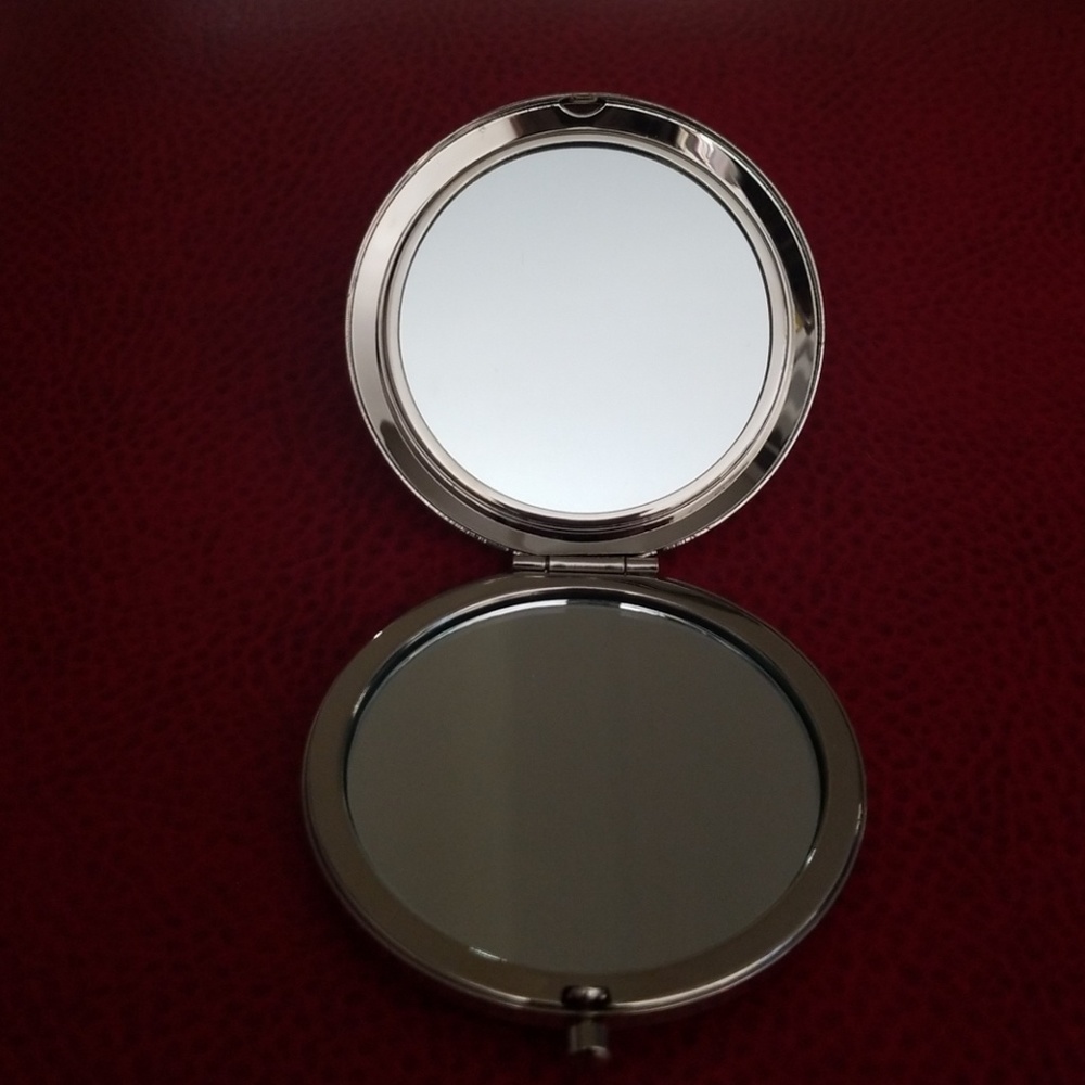 Mirror - Picture 3 of 4